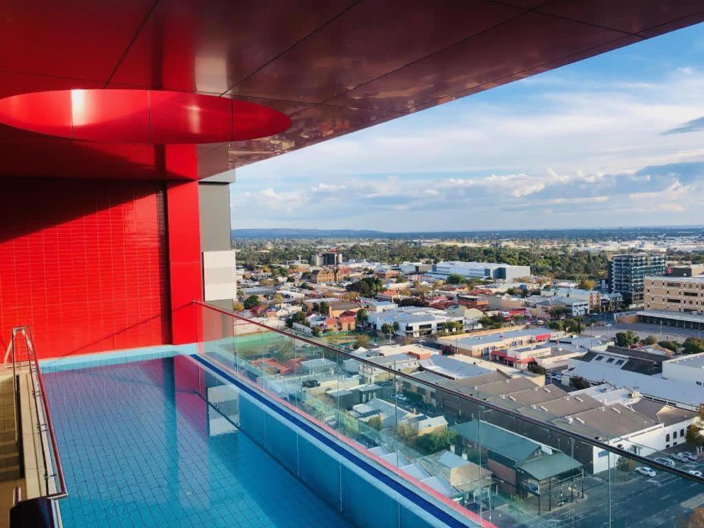 Walk To Central Market Parking Gym&Pool City View Apartment Adelaide Bagian luar foto