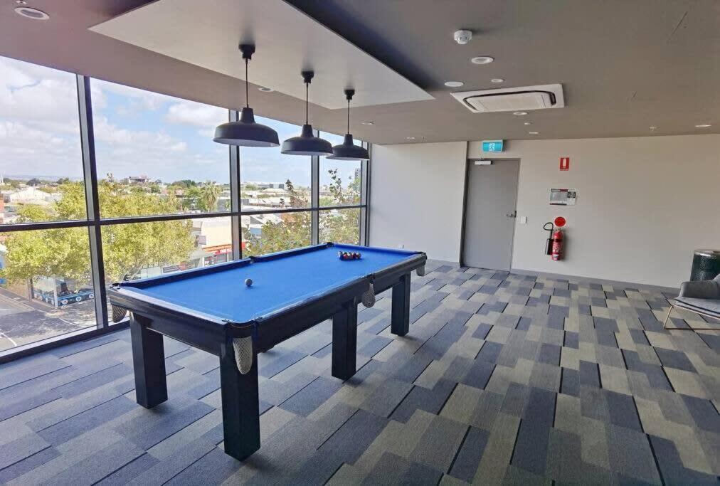 Walk To Central Market Parking Gym&Pool City View Apartment Adelaide Bagian luar foto