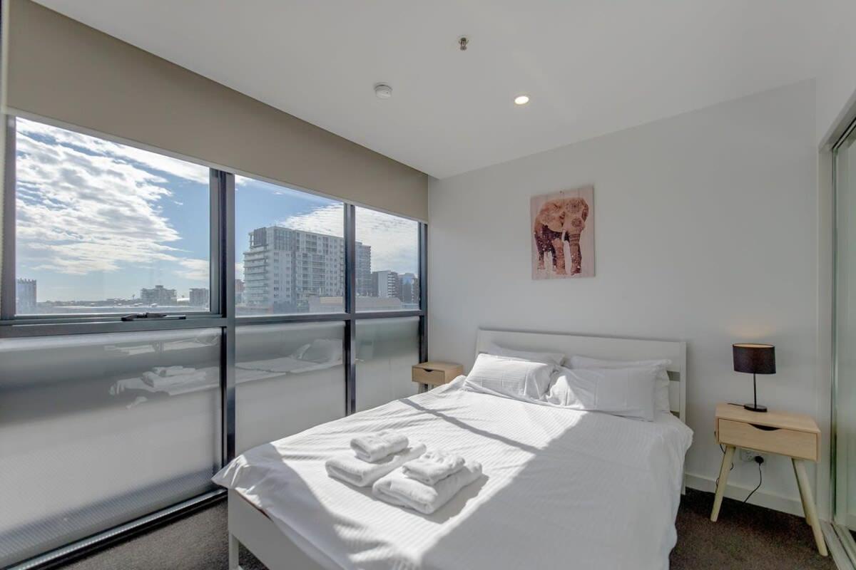 Walk To Central Market Parking Gym&Pool City View Apartment Adelaide Bagian luar foto